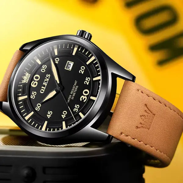 MENS-WATCH-WIHT-LEATHER-STRAP