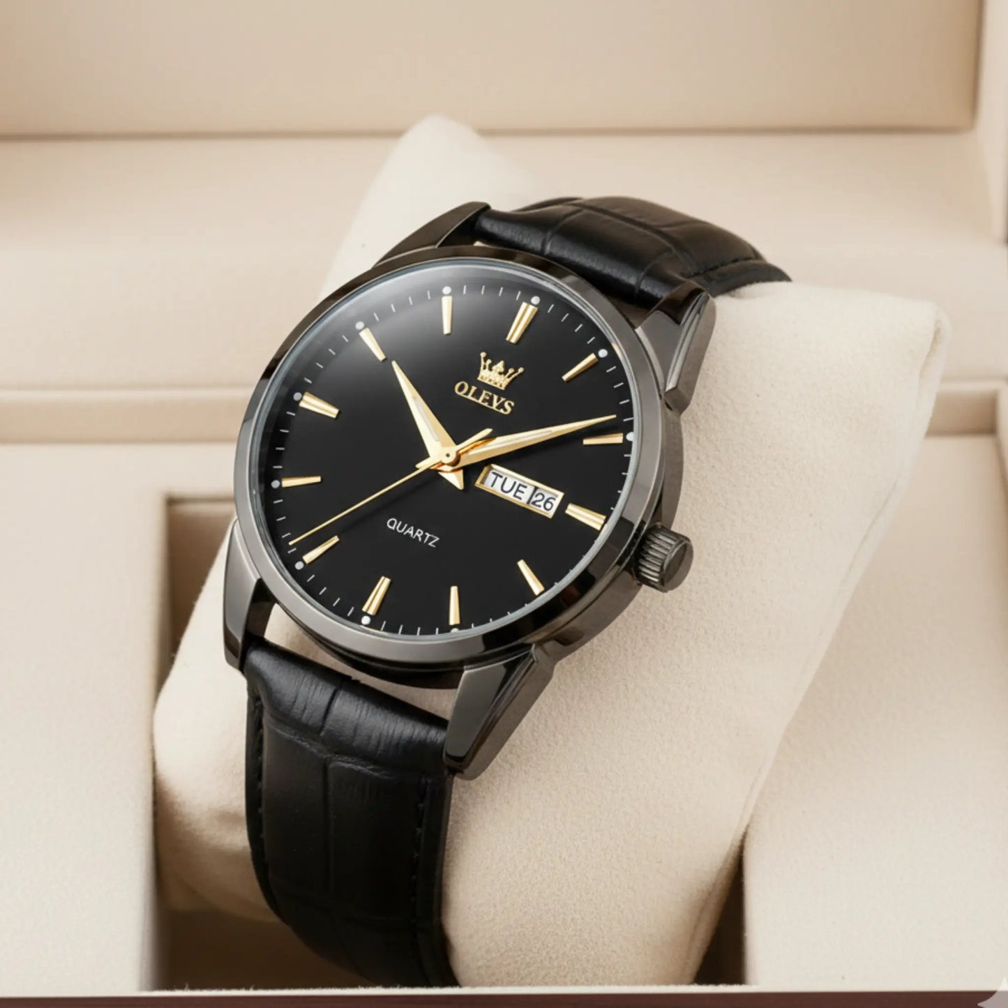 MENS-WATCH-WIHT-LEATHER-STRAP