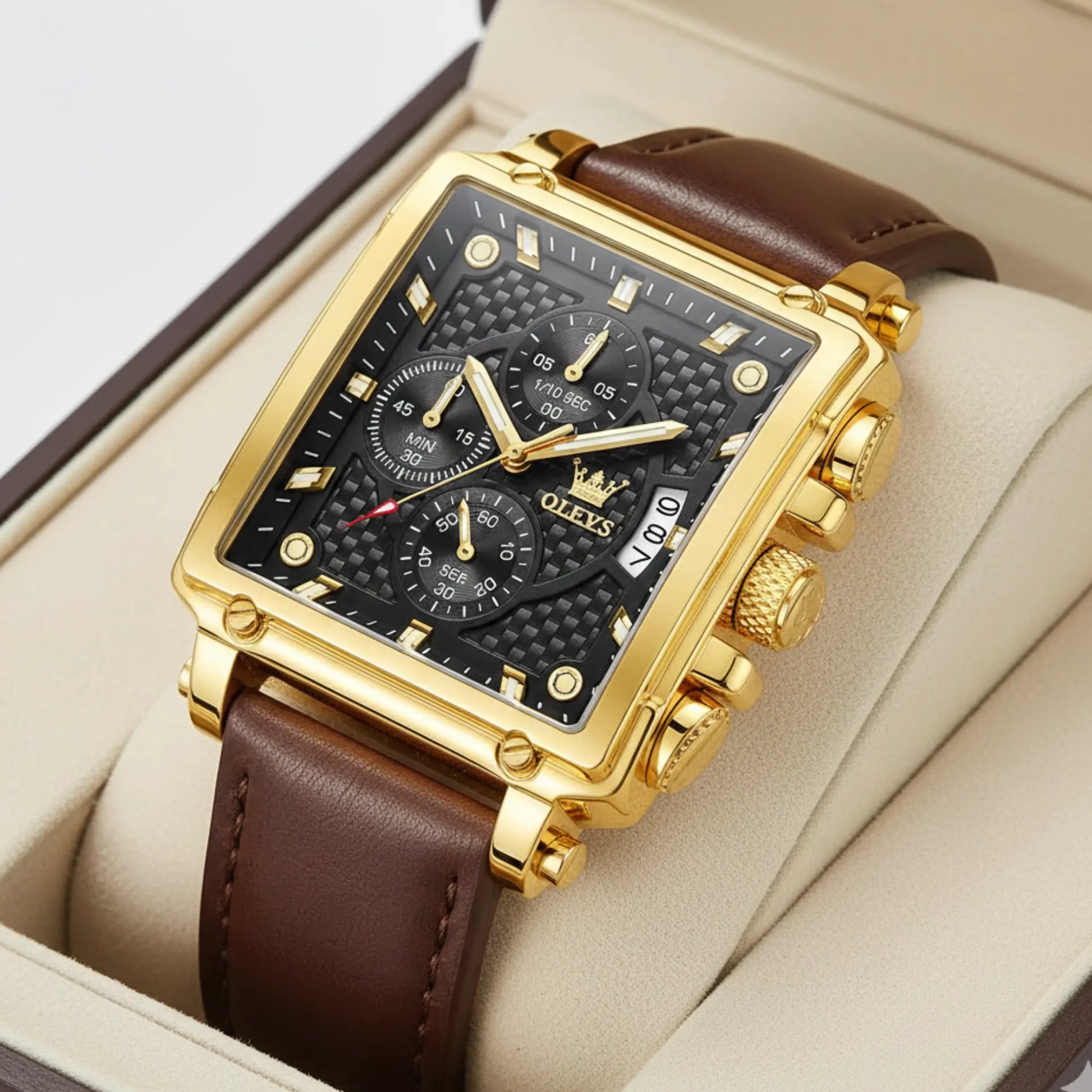 MENS-WATCH-WIHT-LEATHER-STRAP
